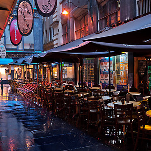 Degraves_Street_at_dusk
